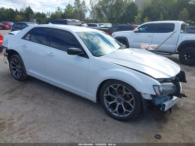 CHRYSLER 300 2018