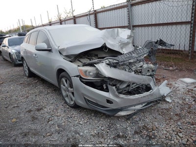 VOLVO V60 2017