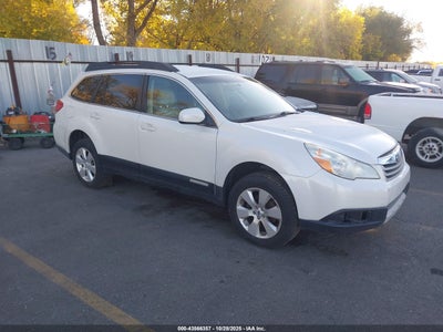 SUBARU OUTBACK 2012