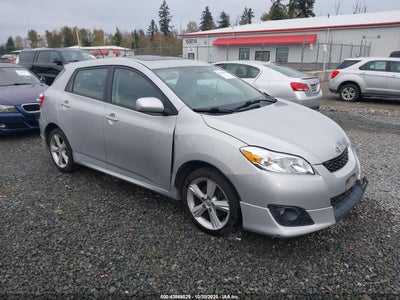 TOYOTA MATRIX 2010