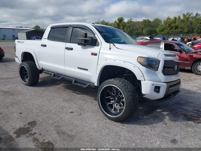 TOYOTA TUNDRA 2017