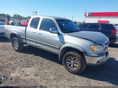 TOYOTA TUNDRA 2002