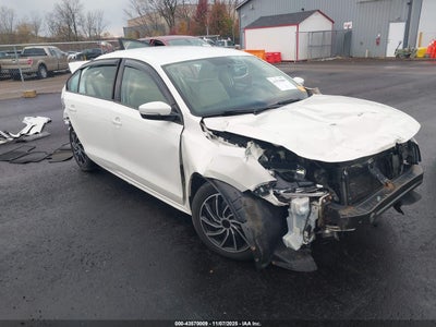 VOLKSWAGEN JETTA 2012