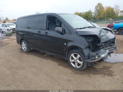 MERCEDES-BENZ METRIS 2017