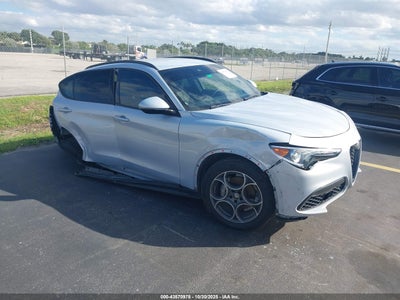 ALFA ROMEO STELVIO 2022