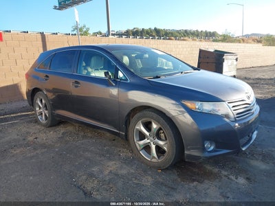 TOYOTA VENZA 2011
