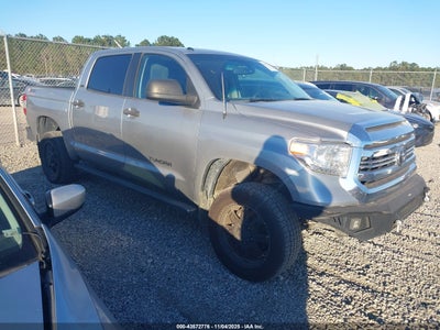 TOYOTA TUNDRA 2015