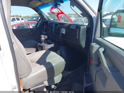 CHEVROLET EXPRESS 2500 2017