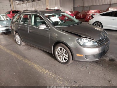 VOLKSWAGEN JETTA SPORTWAGEN 2011