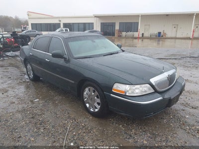 LINCOLN TOWN CAR 2003