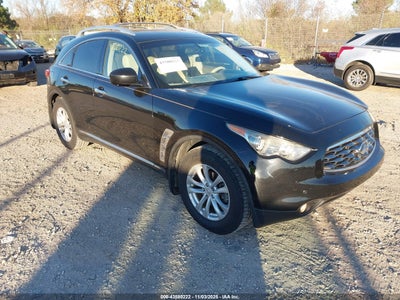 INFINITI FX35 2011
