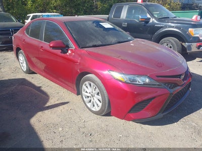 TOYOTA CAMRY 2020