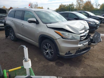 TOYOTA HIGHLANDER 2016
