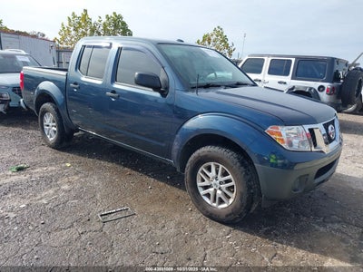 NISSAN FRONTIER 2017