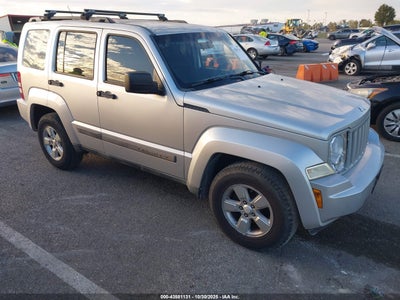 JEEP LIBERTY 2012