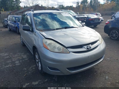 TOYOTA SIENNA 2008