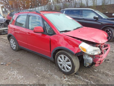 SUZUKI SX4 2011