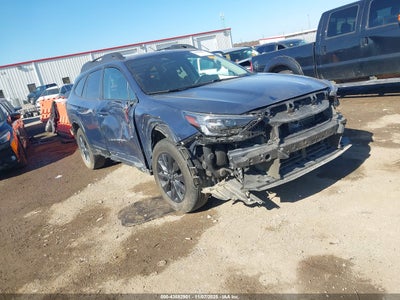 SUBARU OUTBACK 2025
