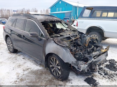 SUBARU OUTBACK 2015