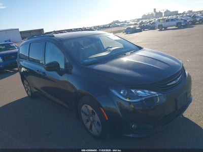 CHRYSLER PACIFICA HYBRID 2018