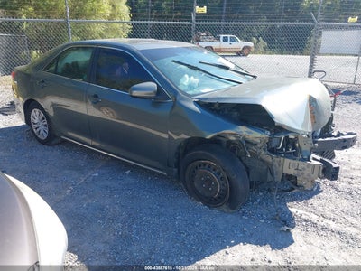 TOYOTA CAMRY 2014