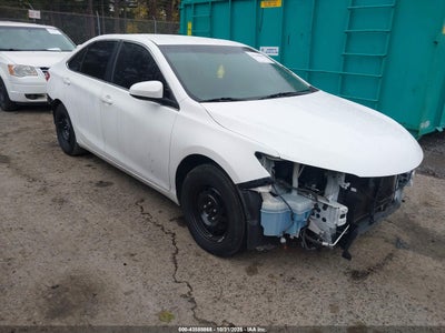 TOYOTA CAMRY 2015