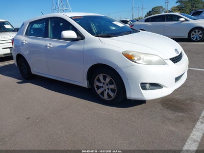 TOYOTA MATRIX 2011