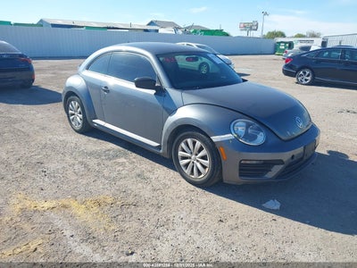 VOLKSWAGEN BEETLE 2018