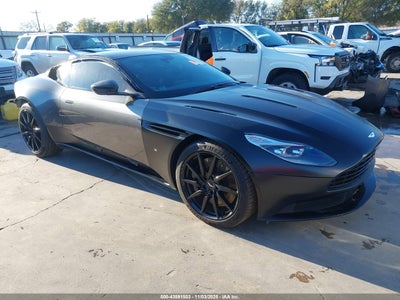 ASTON MARTIN DB11 2017