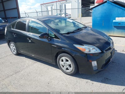 TOYOTA PRIUS 2011
