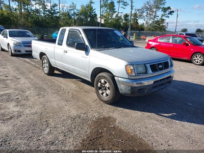 NISSAN FRONTIER 2000