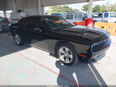 DODGE CHALLENGER 2016