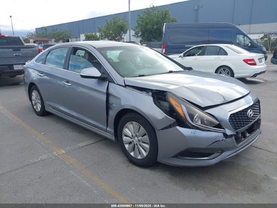 HYUNDAI SONATA HYBRID 2016