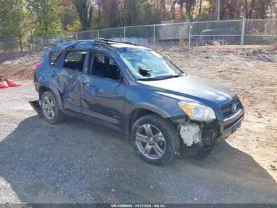 TOYOTA RAV4 2010