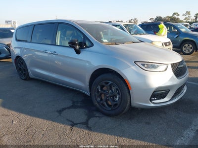 CHRYSLER PACIFICA HYBRID 2023