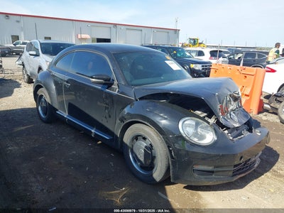 VOLKSWAGEN BEETLE 2015
