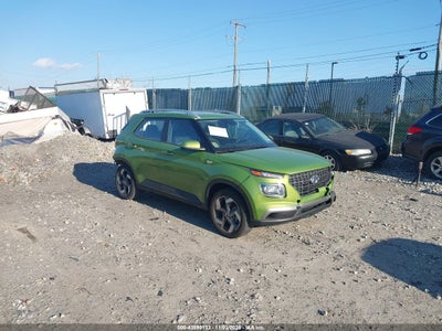 HYUNDAI VENUE 2024