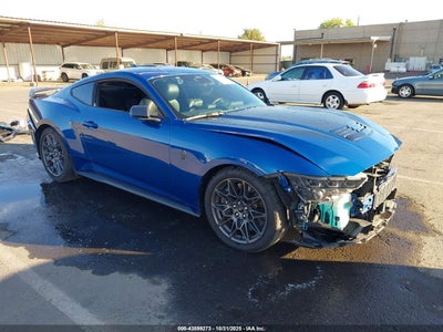 FORD MUSTANG 2024