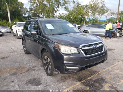 SUBARU FORESTER 2017