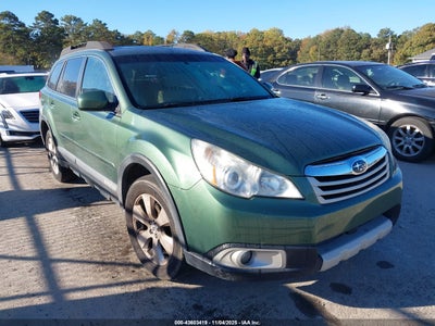 SUBARU OUTBACK 2011