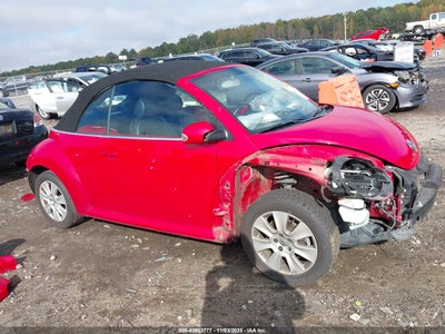 VOLKSWAGEN NEW BEETLE 2009