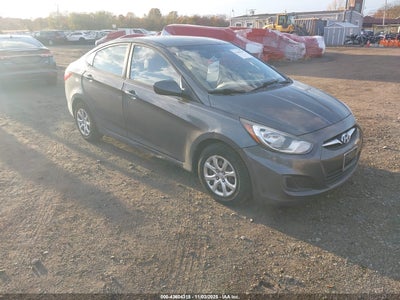 HYUNDAI ACCENT 2013