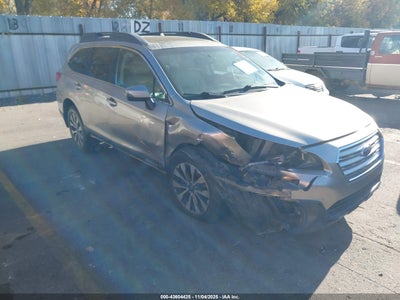 SUBARU OUTBACK 2016