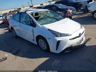 TOYOTA PRIUS 2019