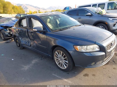VOLVO S40 2010