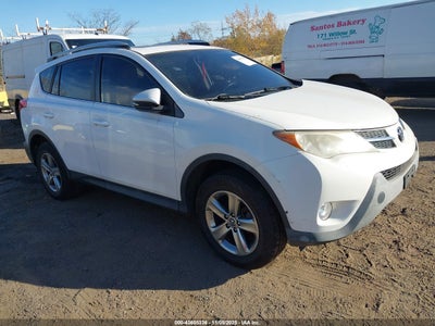 TOYOTA RAV4 2015