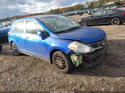 NISSAN VERSA 2010