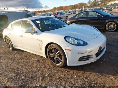 PORSCHE PANAMERA 2015
