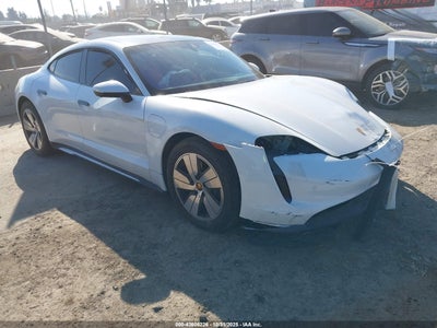 PORSCHE TAYCAN 2023