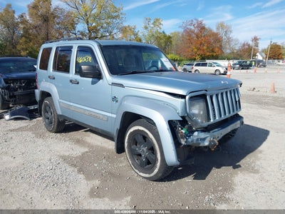 JEEP LIBERTY 2012